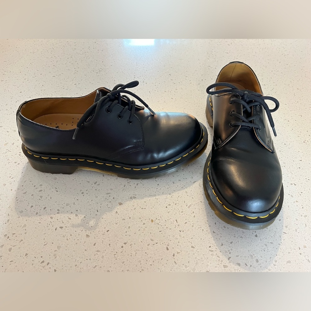 Dr Martens 1461 Women’s Smooth Leather Oxford Shoes, Size 8